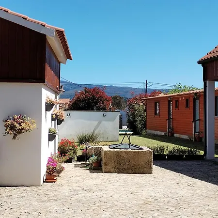 Alvorada Medieval, Al ホステル *