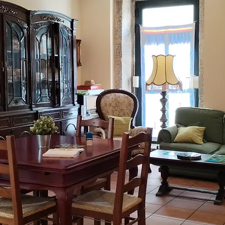 Hostal Alvorada Medieval, Al *