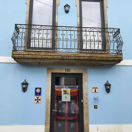 Alvorada Medieval, Al Hostal *
