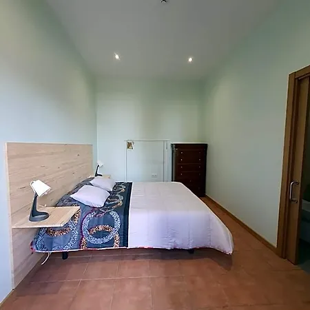 Alvorada Medieval, Al Hostel *