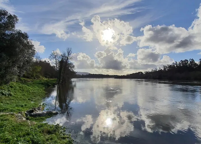 Hostel Alvorada Medieval, Al