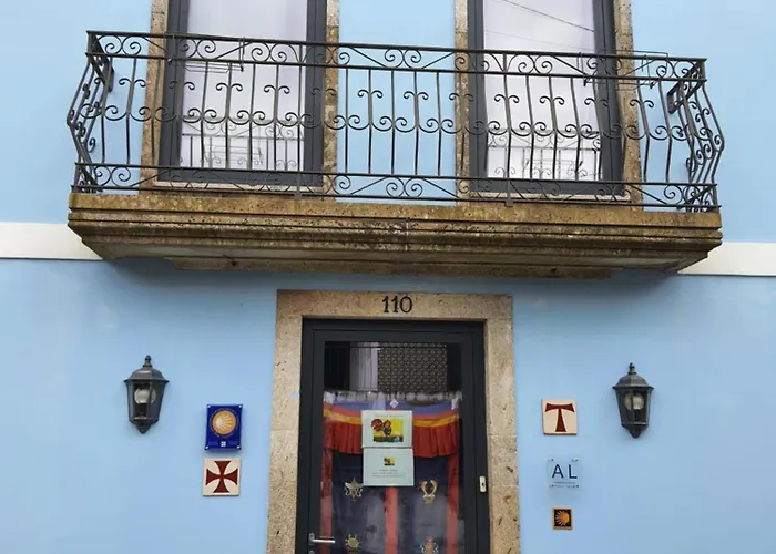 Alvorada Medieval, Al Hostel *